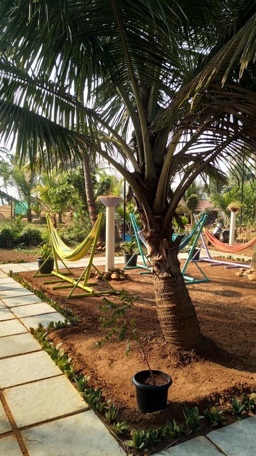 The Yuppi Hippi Hideout Anjuna Exterior foto